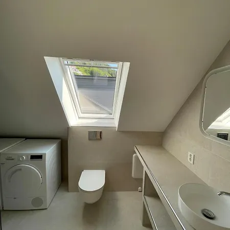 Loft In Bergen, Sandviken ברגן