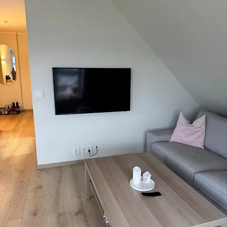Loft In Bergen, Sandviken ברגן